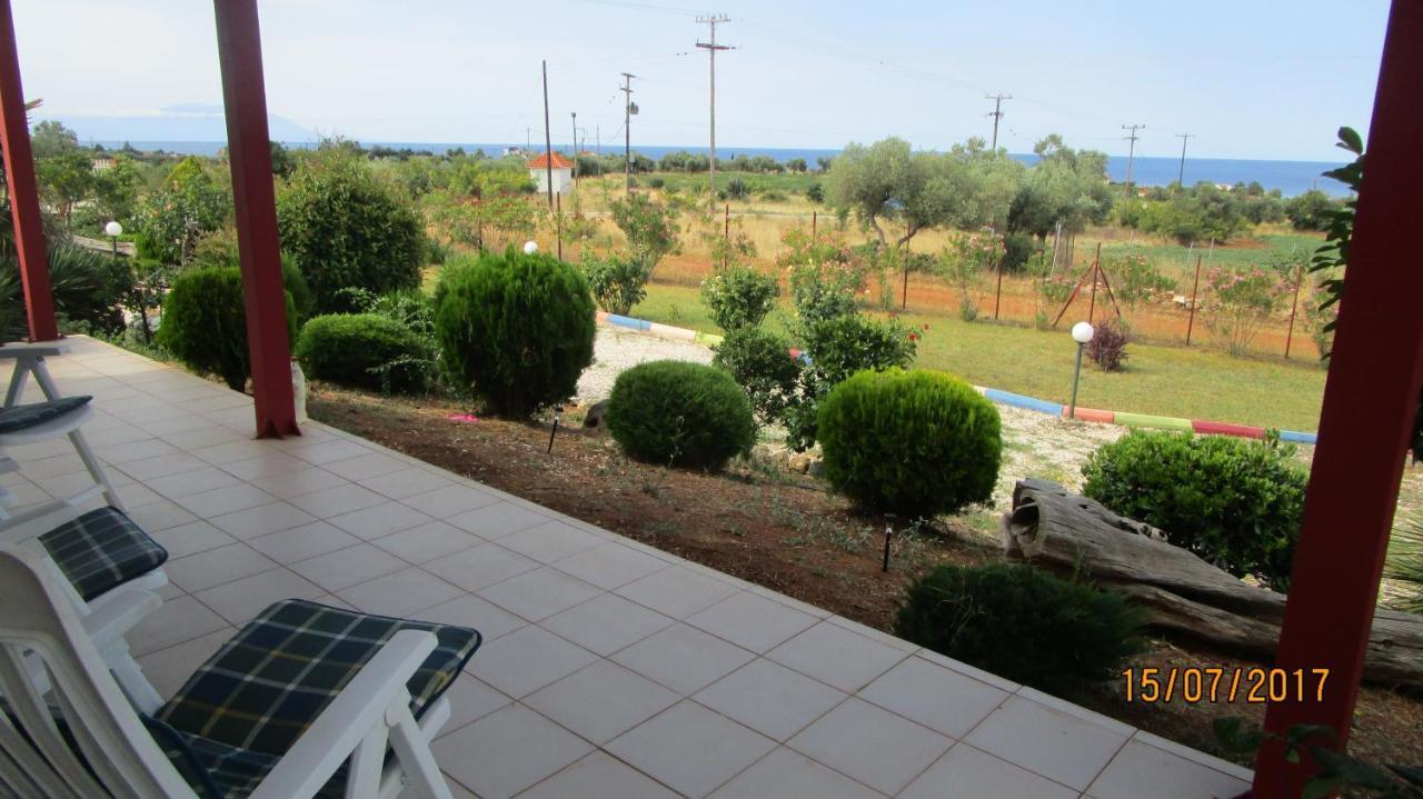 Villa Papavero Marónia エクステリア 写真